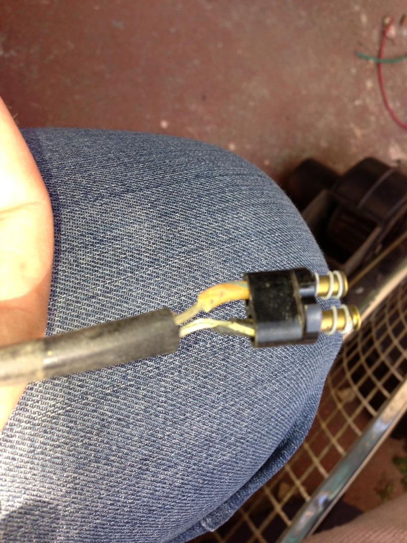 Illustration for article titled 1st Car for My Son: Who knew 58 year old wiring could have such brittle insulation?